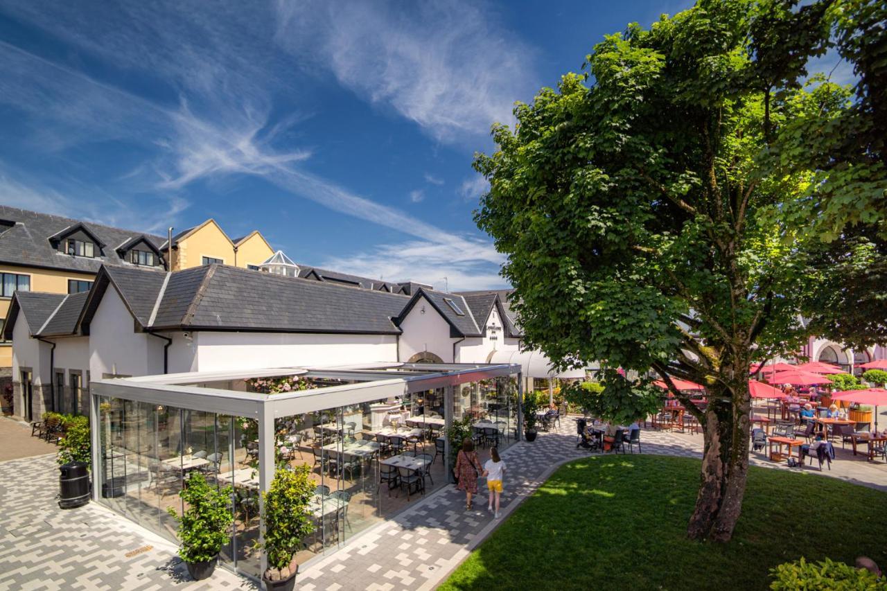 Castlecourt Hotel, Spa & Leisure Westport Exterior foto